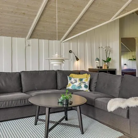 3 Bedroom Cozy In Sydals * Sarup