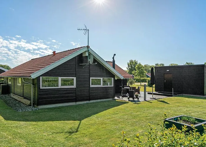 3 Bedroom Cozy In Sydals *