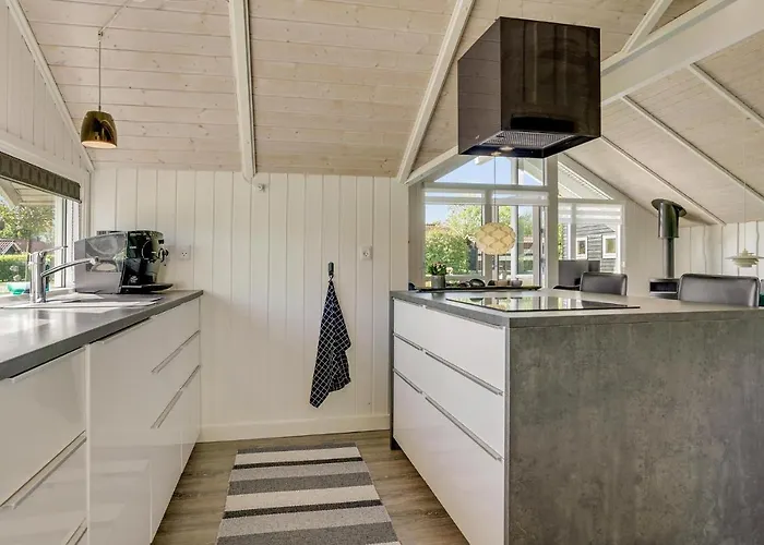 3 Bedroom Cozy In Sydals Sarup